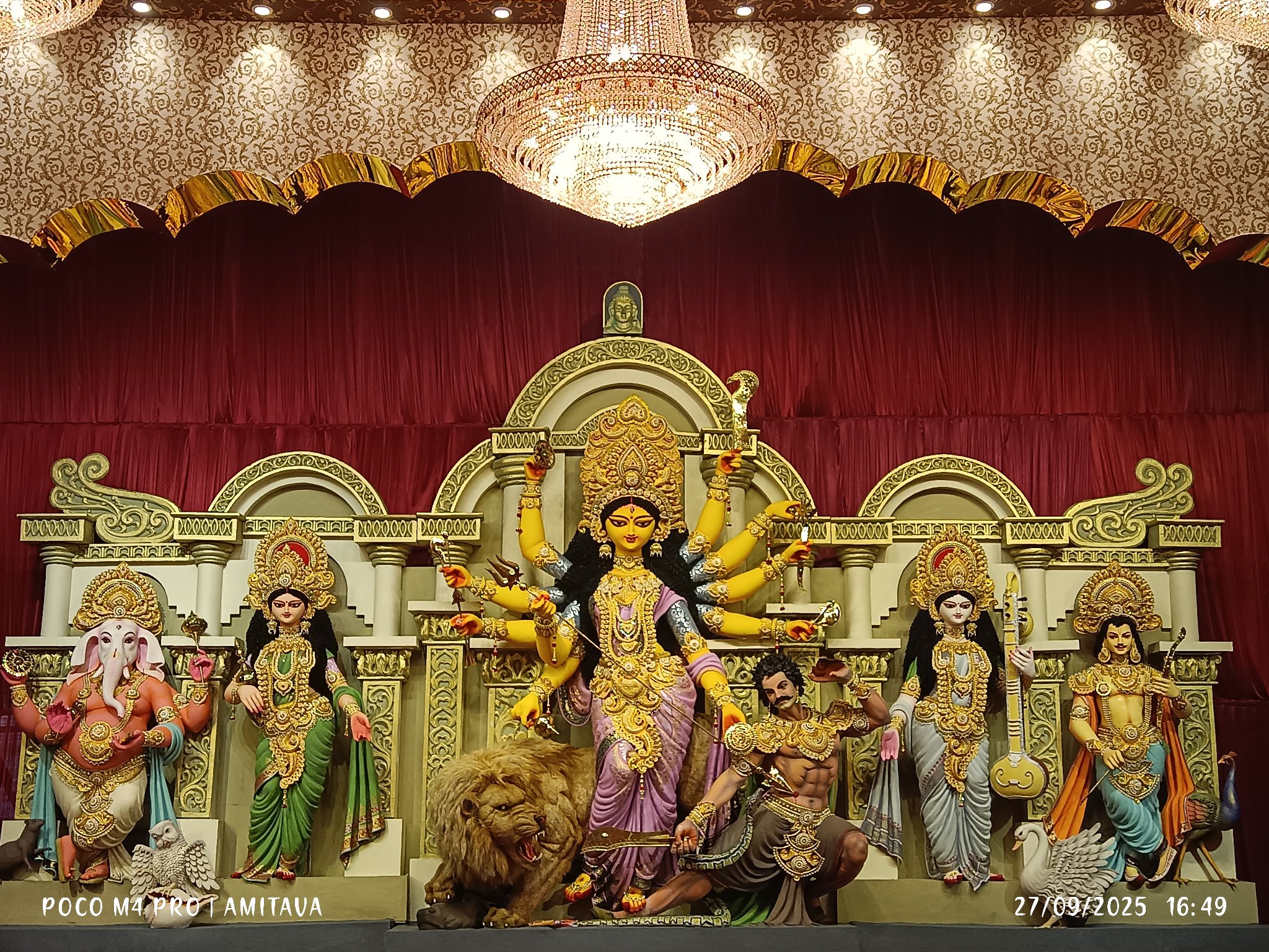 DESHAPRIYA PARK SARBOJANIN DURGOTSAB darshan photo 2